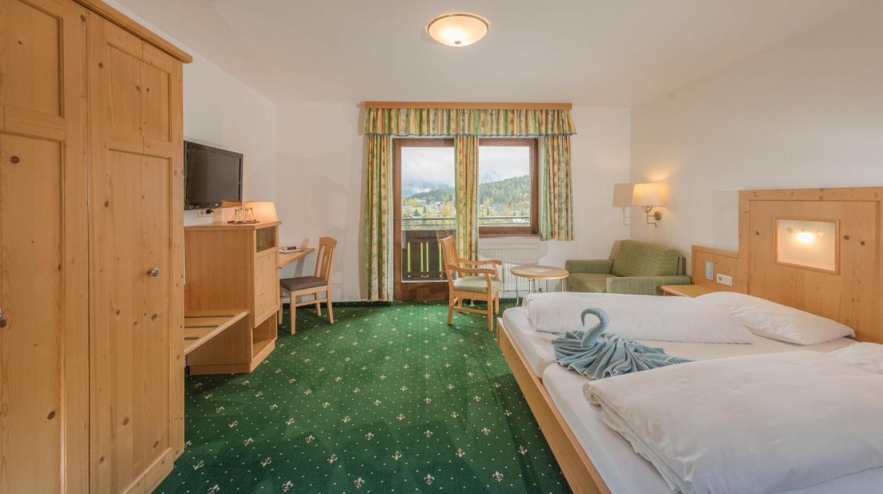 Hotel Berghof Ramsau am Dachstein Eksteriør bilde