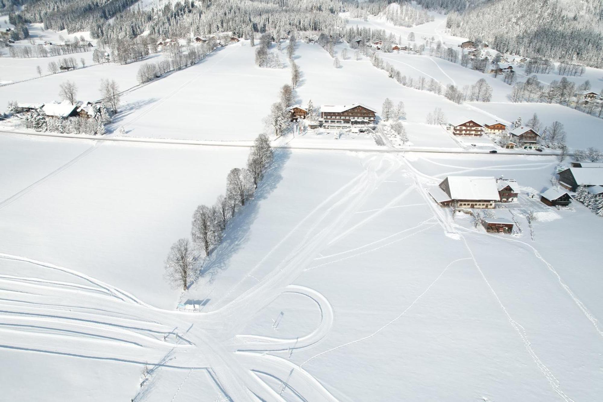 Hotel Berghof Ramsau am Dachstein Eksteriør bilde